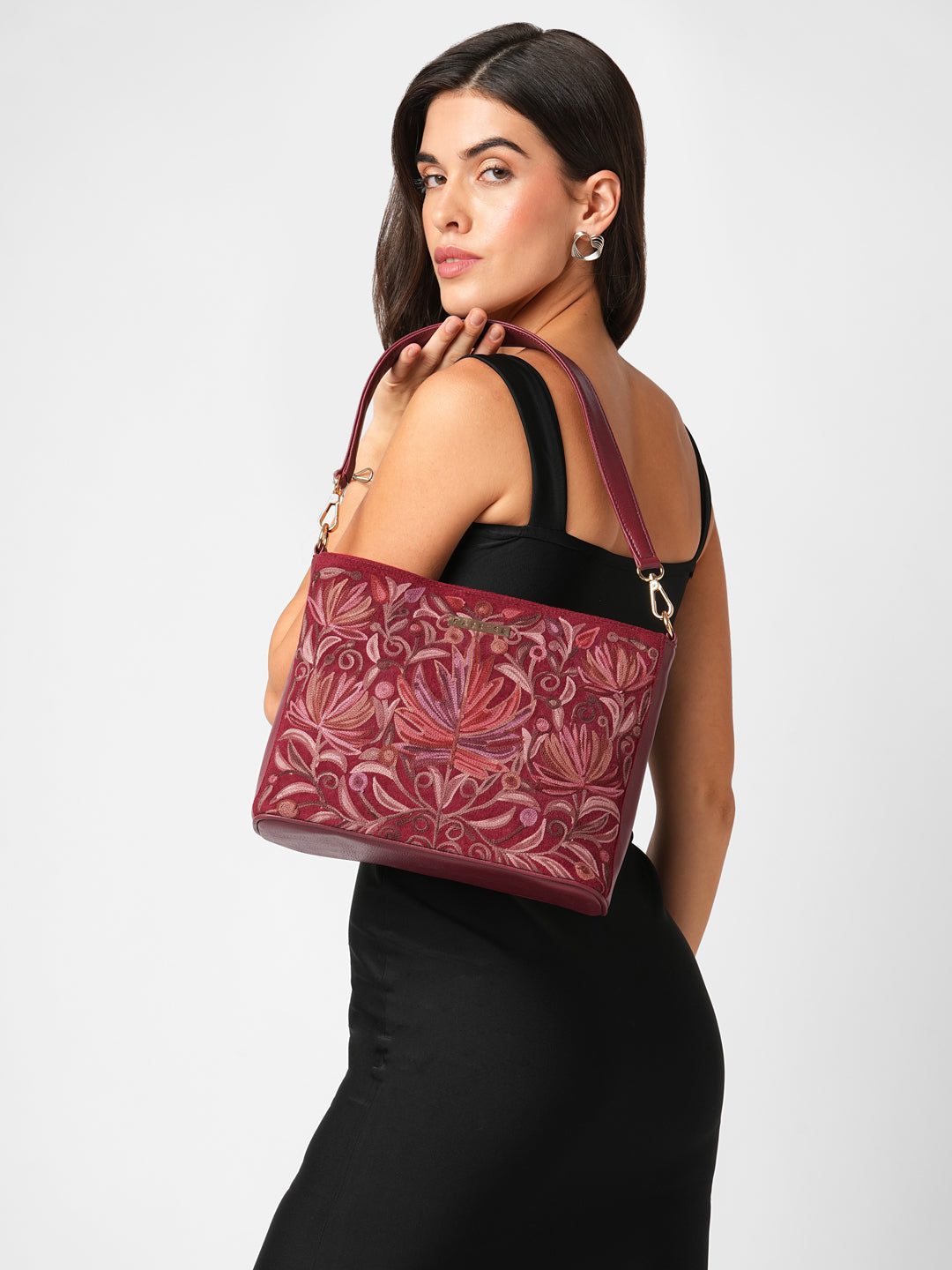 Buy Caprese Siji Tresna Large Red Crossbody Bag 4299 Caprese Bags