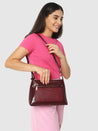 Caprese Gigi Sling Medium Bordeaux