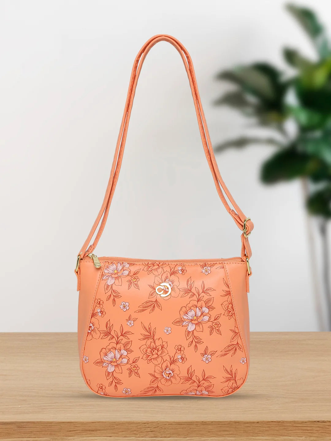 Buy Caprese Snow Sling Medium Printed Women S Handbag Coral Rs 1899 Caprese Bags