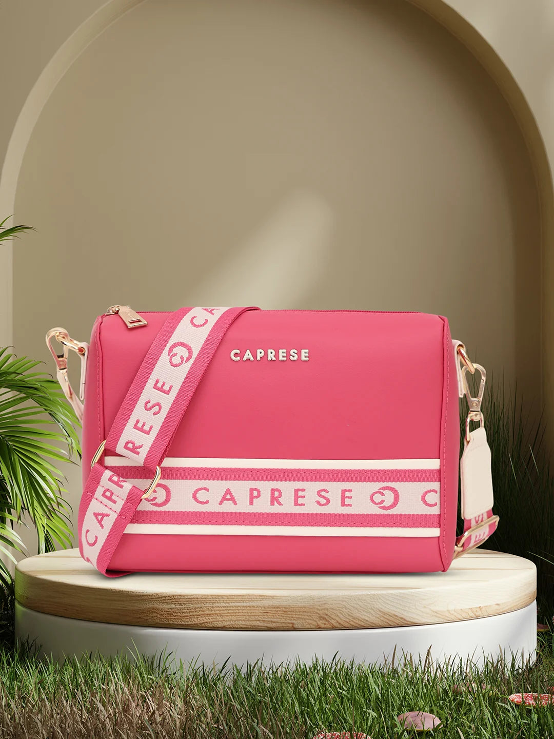 Caprese Trinity Sling Medium Solid Women'S Handbag Fuchsia