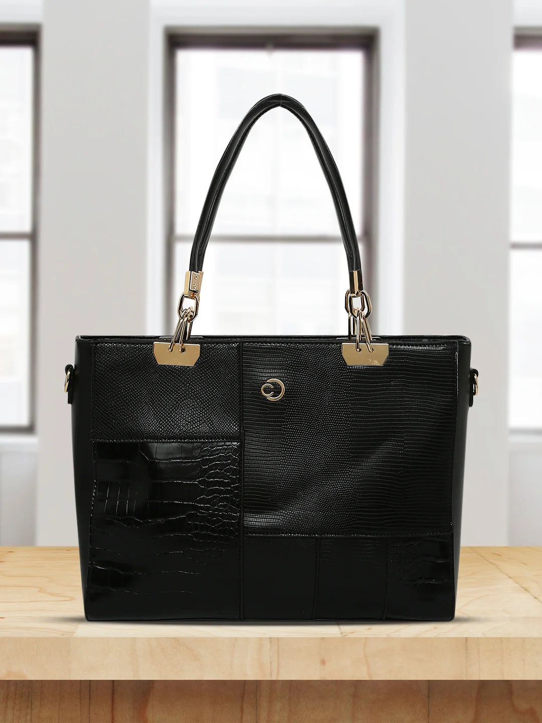Buy Caprese Ariana Tote Medium Self Design Women S Office Handbag Black Rs 2149.5 Caprese Bags