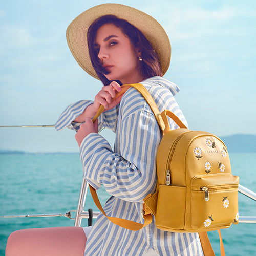 TRAVEL BAGS