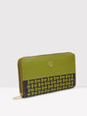 Caprese Zeta Zip Around Women'S Wallet Large Quilted Olive
